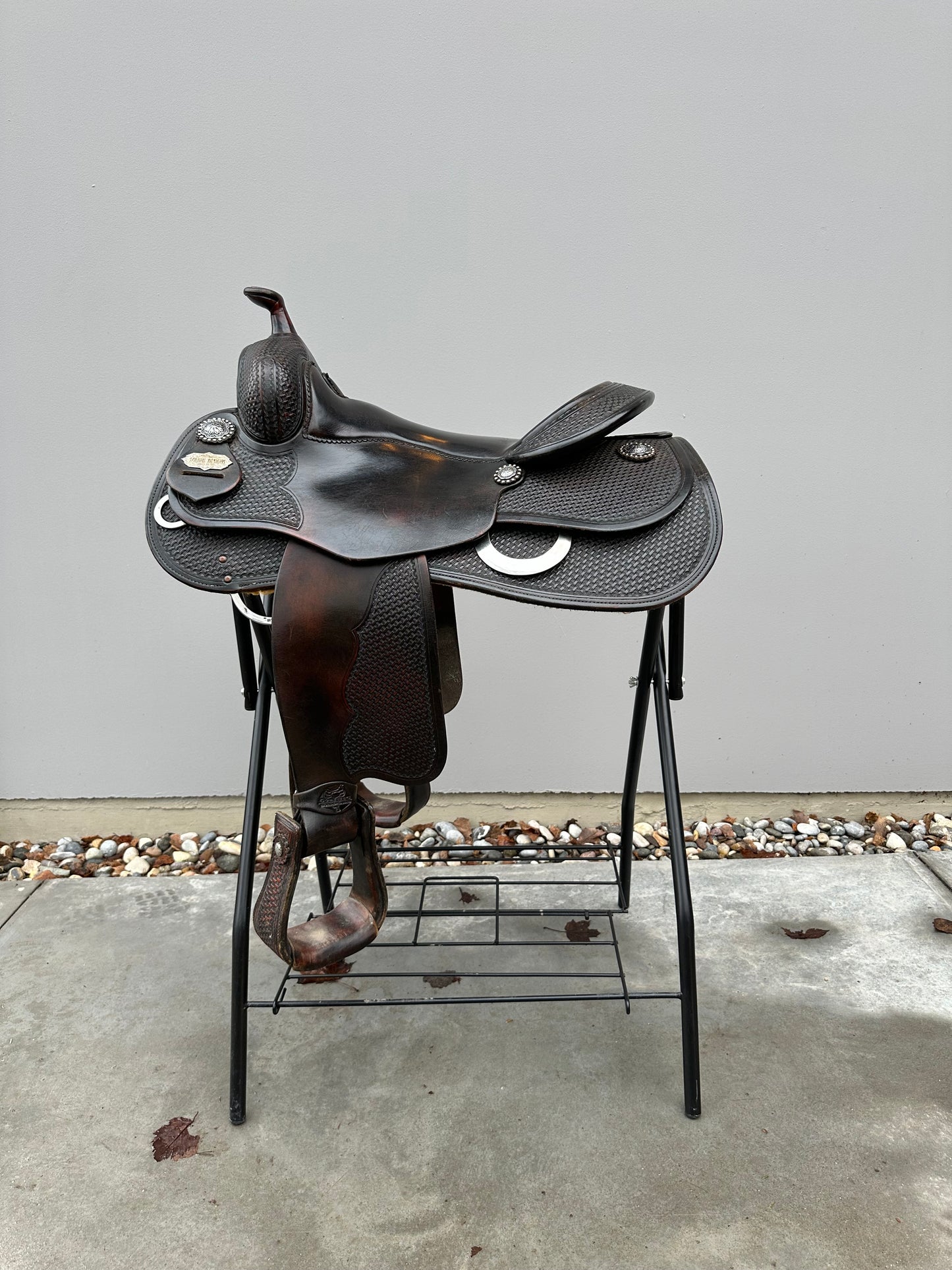 Gomeier Equine Design Saddle, FQH,  16”