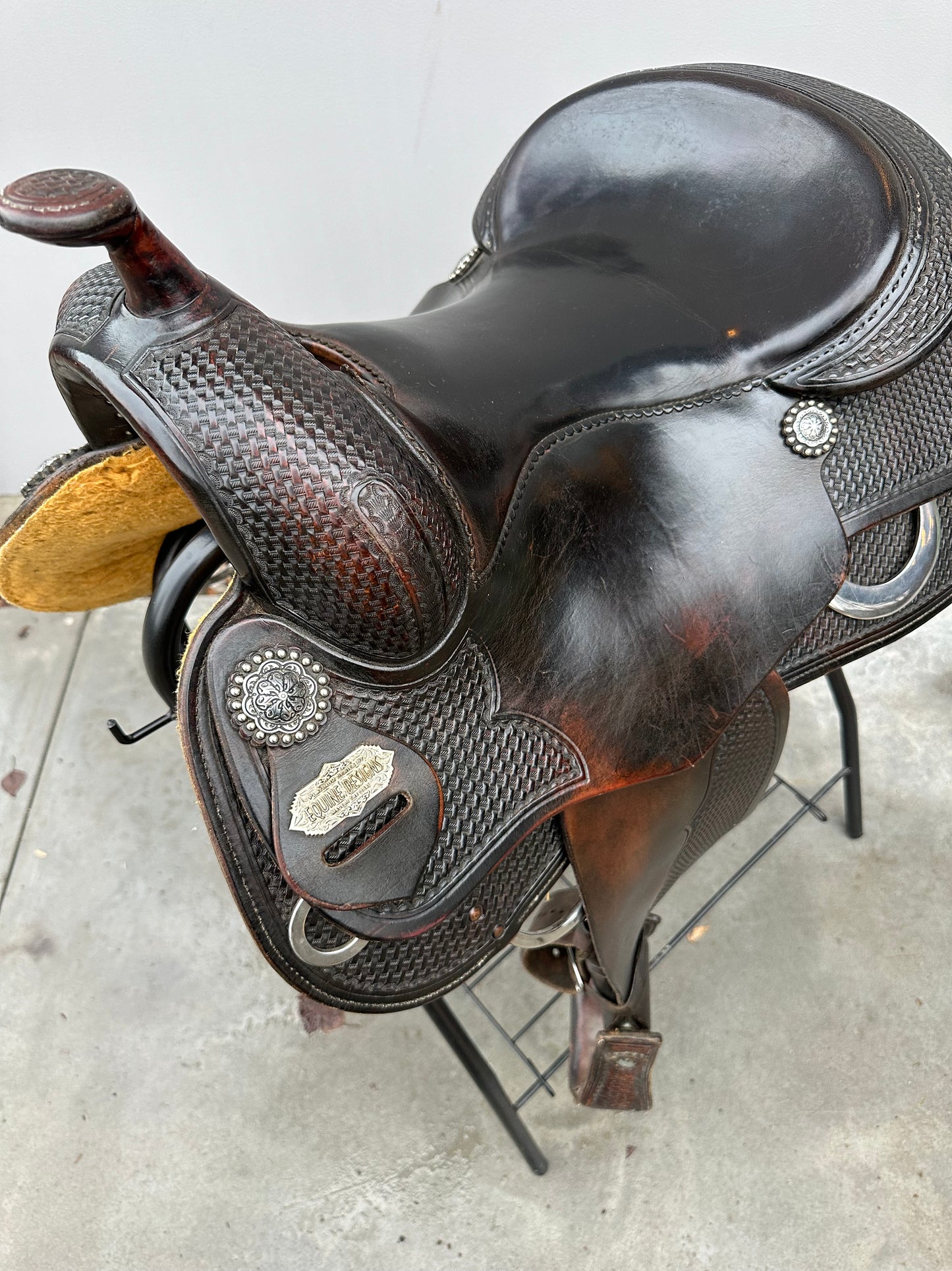 Gomeier Equine Design Saddle, FQH,  16”