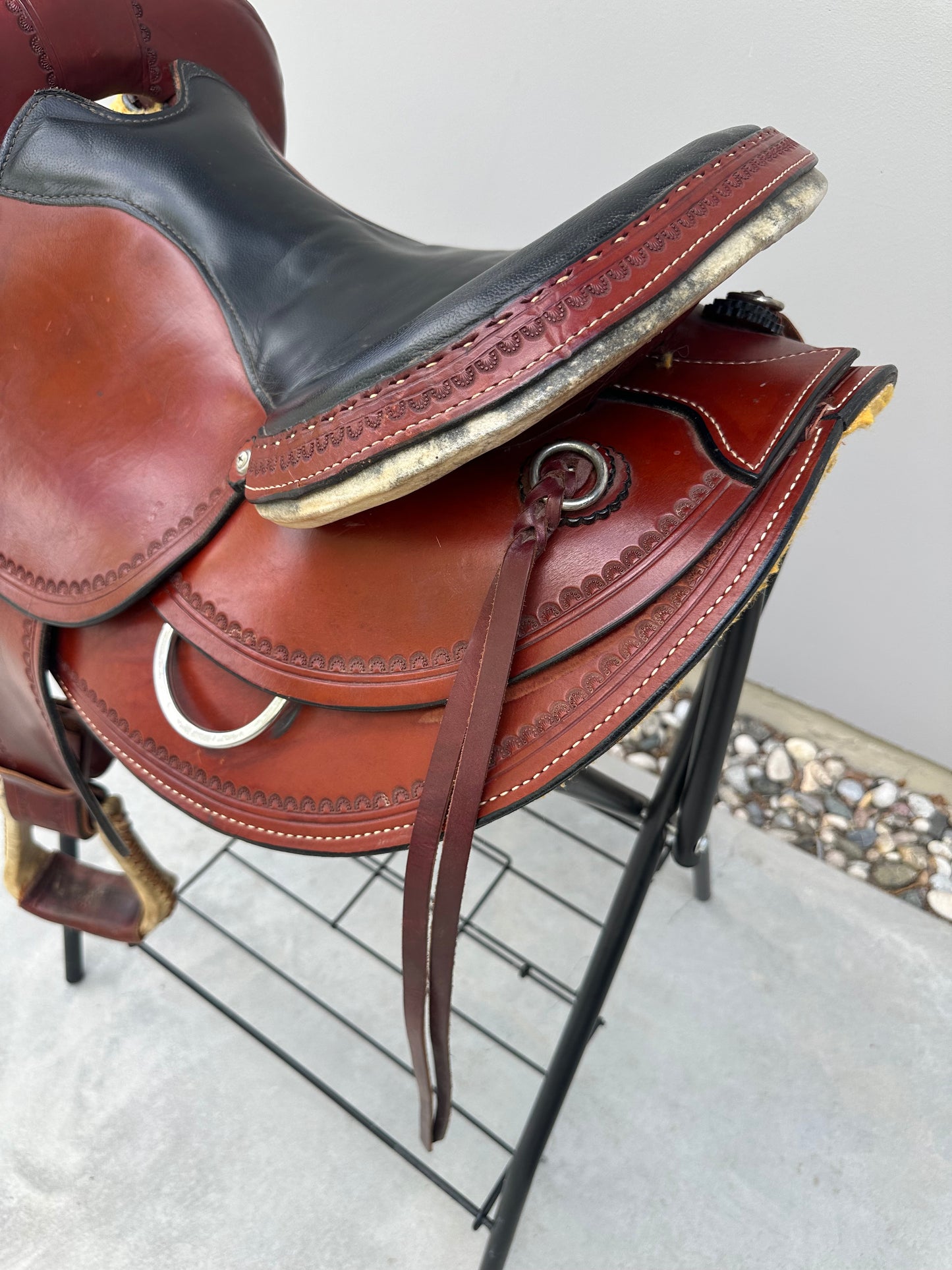 TomGus Saddle, FQH”, 16”