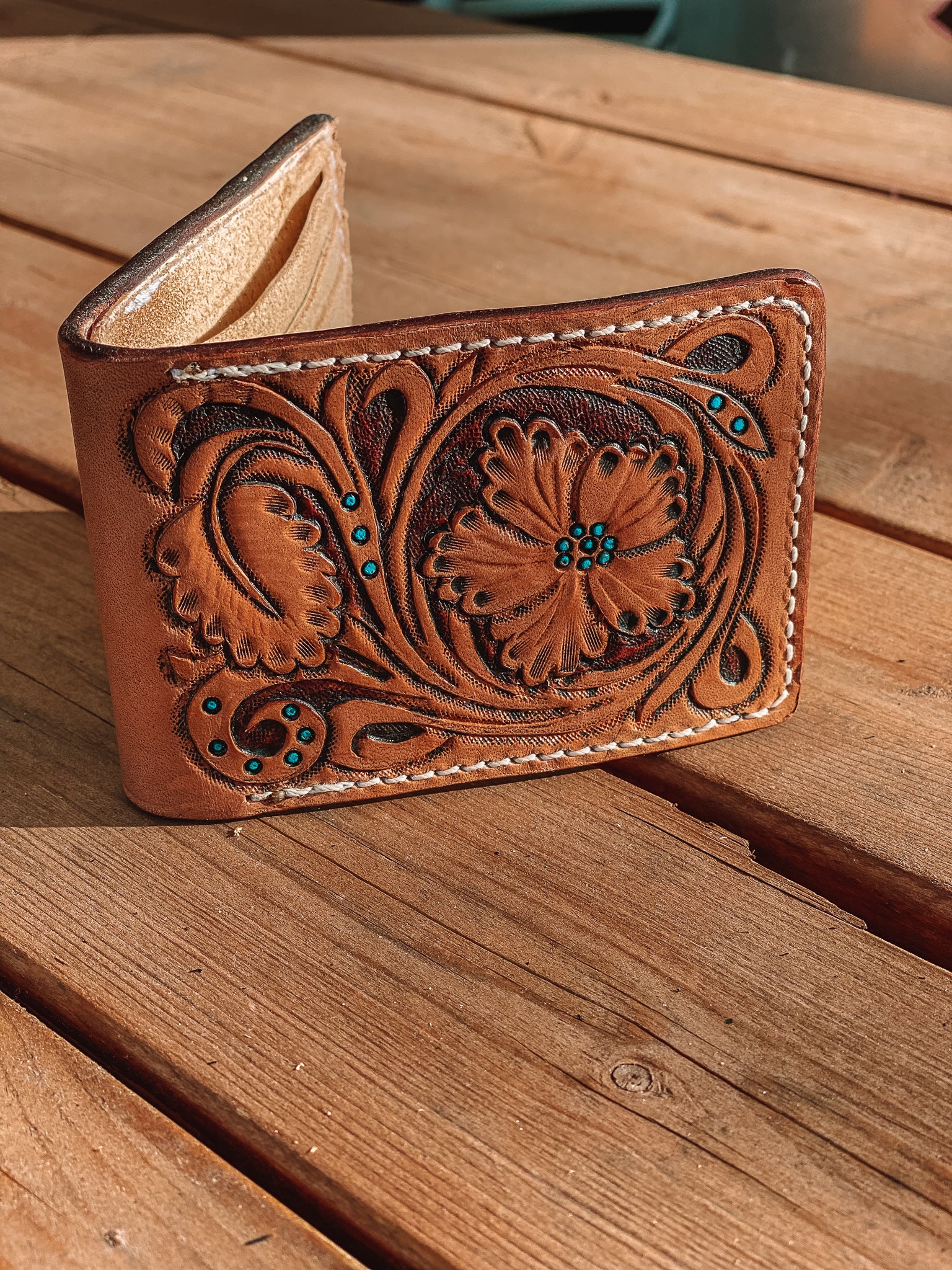 Leather Bi-fold / Billfold Wallet Western Floral Design With 