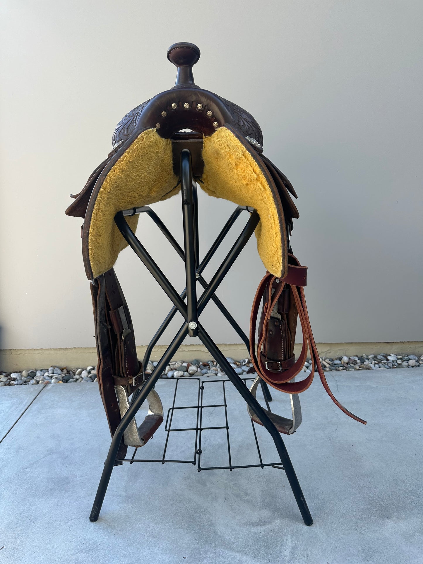 West Coast Reining/ Cowhorse Saddle QH/ FQH 17“