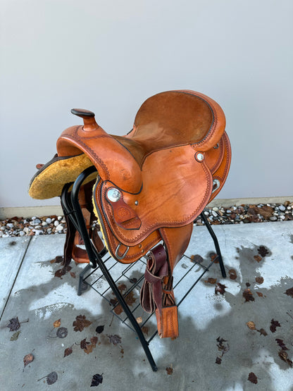 TomGus Saddle, XFQH, 17"