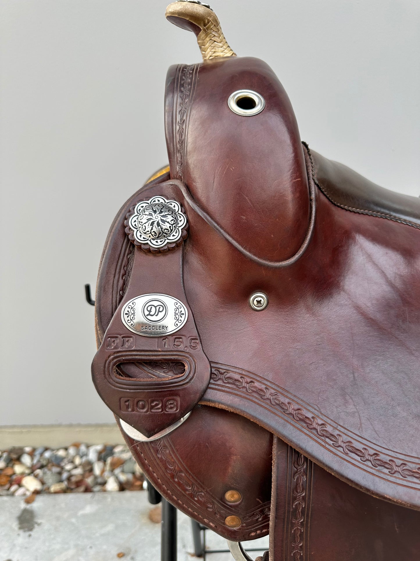 DP Saddlery Flex Fit Canyon Saddle 15.5”