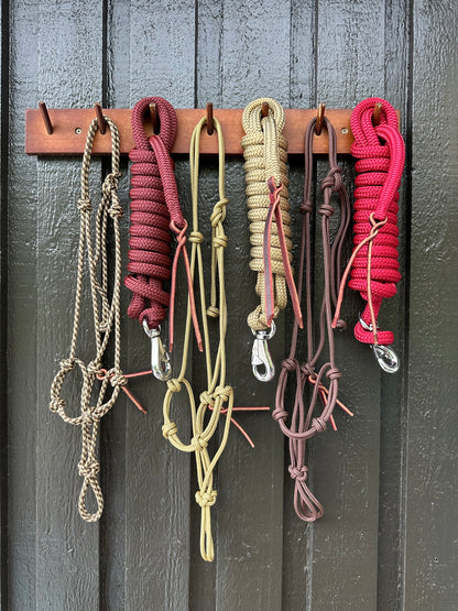 Golden Halter & Rope Set (Avg./ 3.6m)